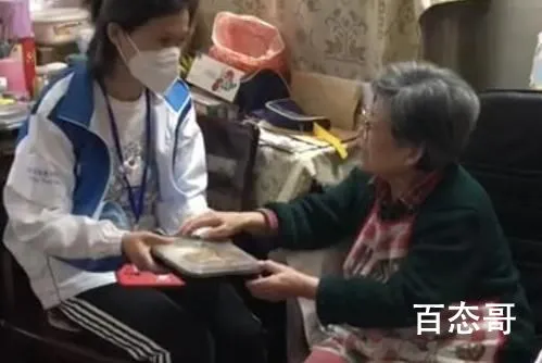 上海独居老人三天吃一个鸡蛋系谣言